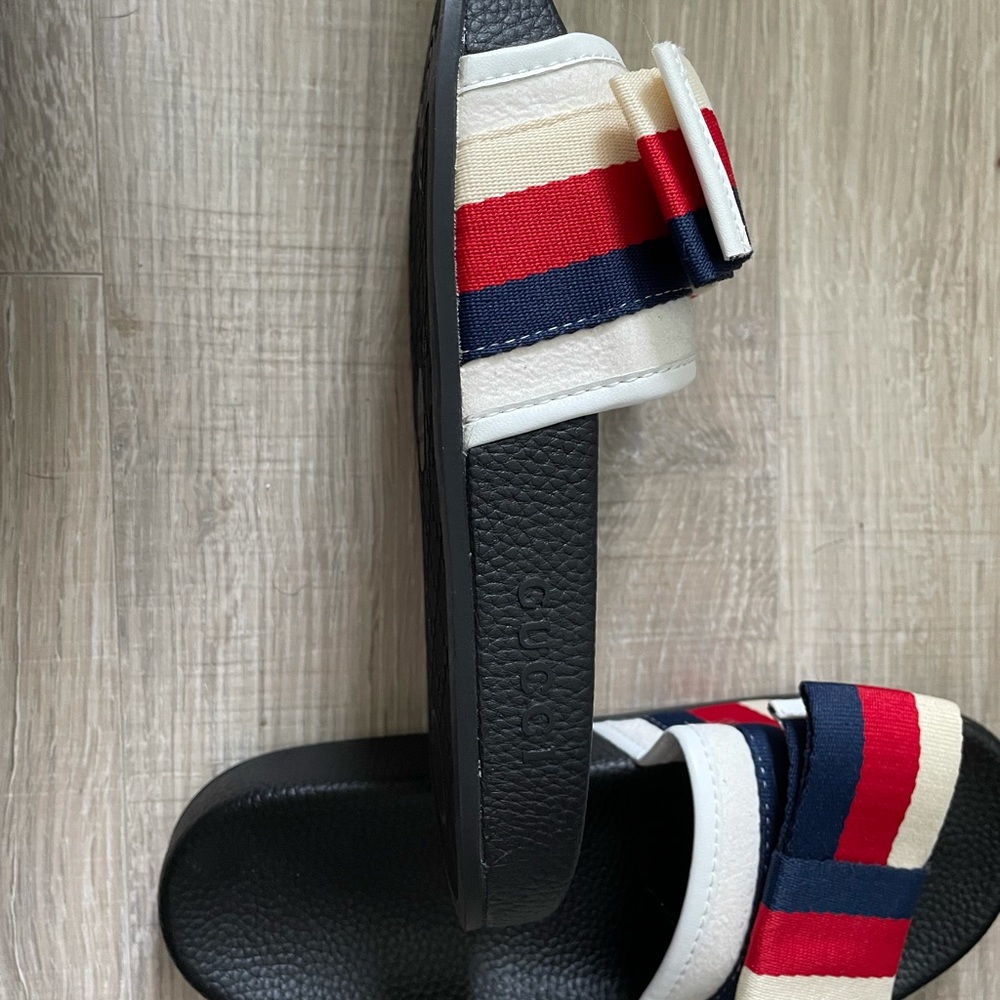 Gucci slides